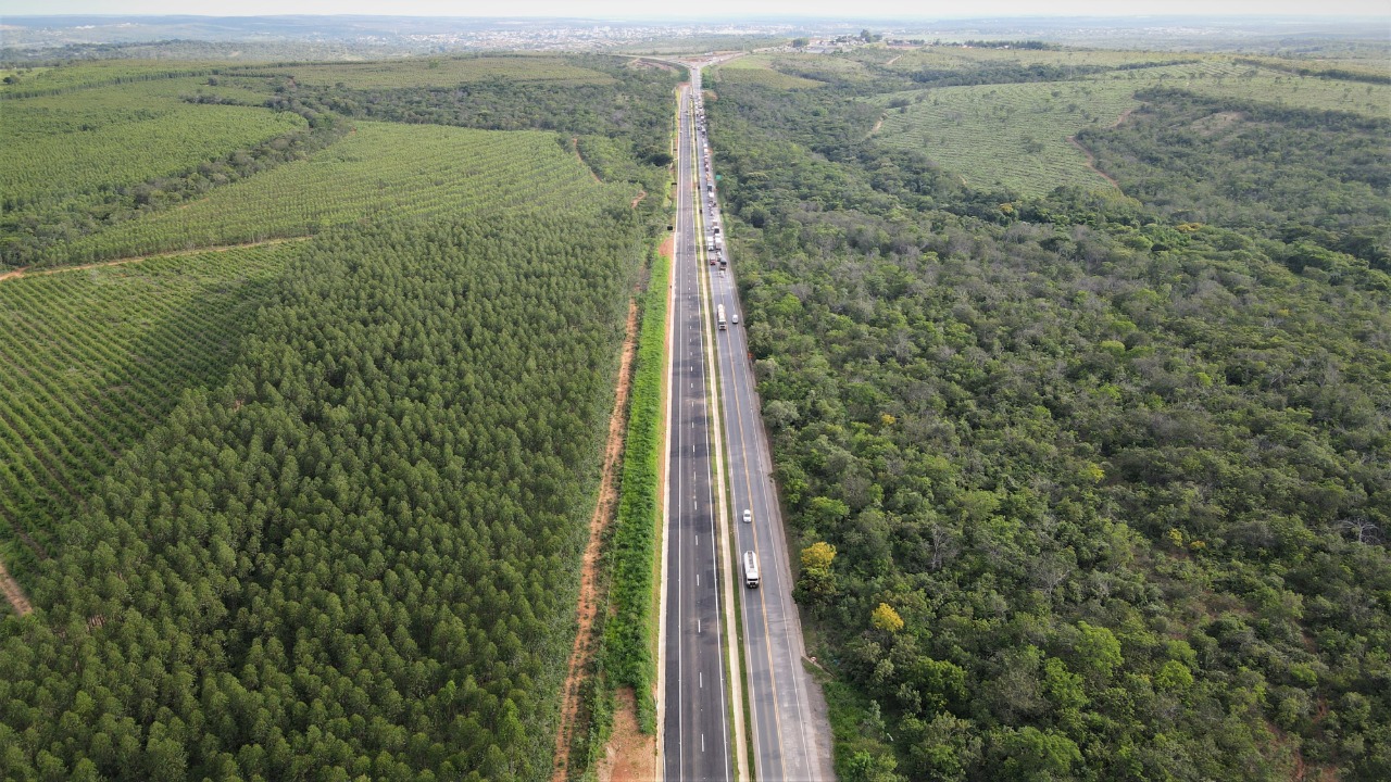 Primeiro trecho de pista duplicada na BR-135 é inaugurado em Curvelo