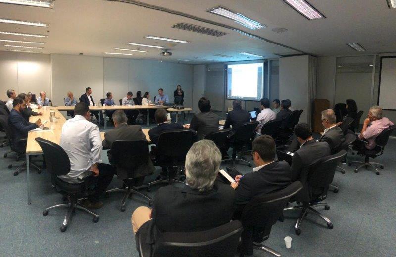 reuniao mg050 13 08
